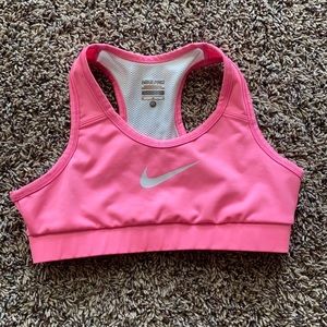 Girls Nike sport bra
